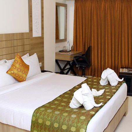 Vinayaga By Poppys ,Kumbakonam Hotel Luaran gambar