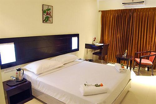 Vinayaga By Poppys ,Kumbakonam Hotel Luaran gambar