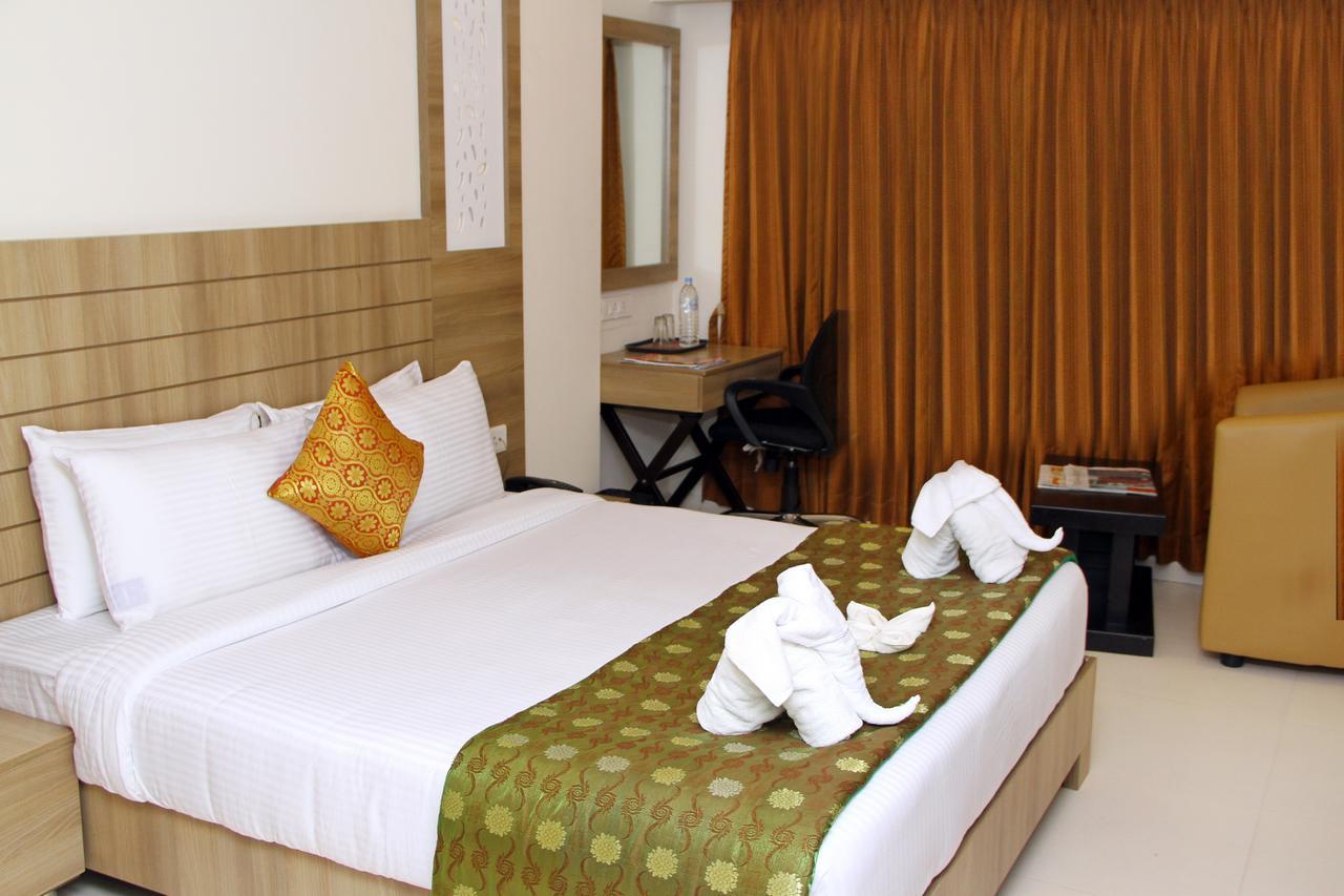 Vinayaga By Poppys ,Kumbakonam Hotel Luaran gambar