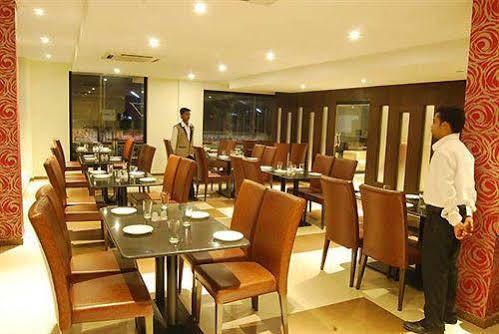 Vinayaga By Poppys ,Kumbakonam Hotel Luaran gambar