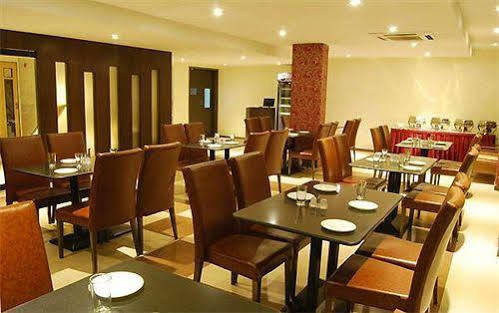 Vinayaga By Poppys ,Kumbakonam Hotel Luaran gambar